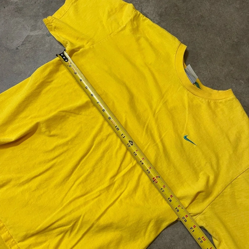 Y2K Nike Silver Tag T-Shirt - Picture 4 of 7